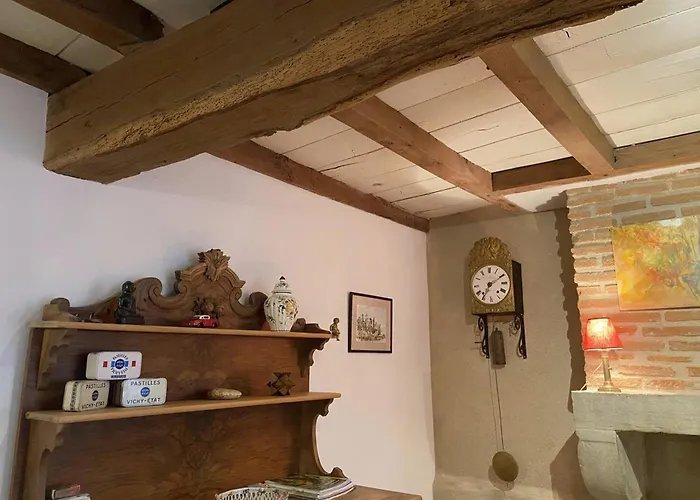 Vakantiehuis La Paille A Charroux, 4 Pers, Animaux Acceptes, Jardin - Fr-1-489-620